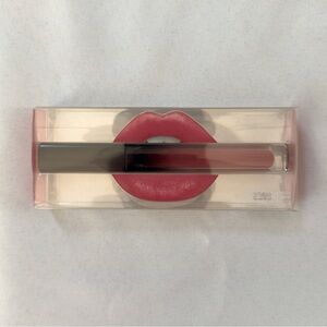 Huda Beauty Cream Lipstick